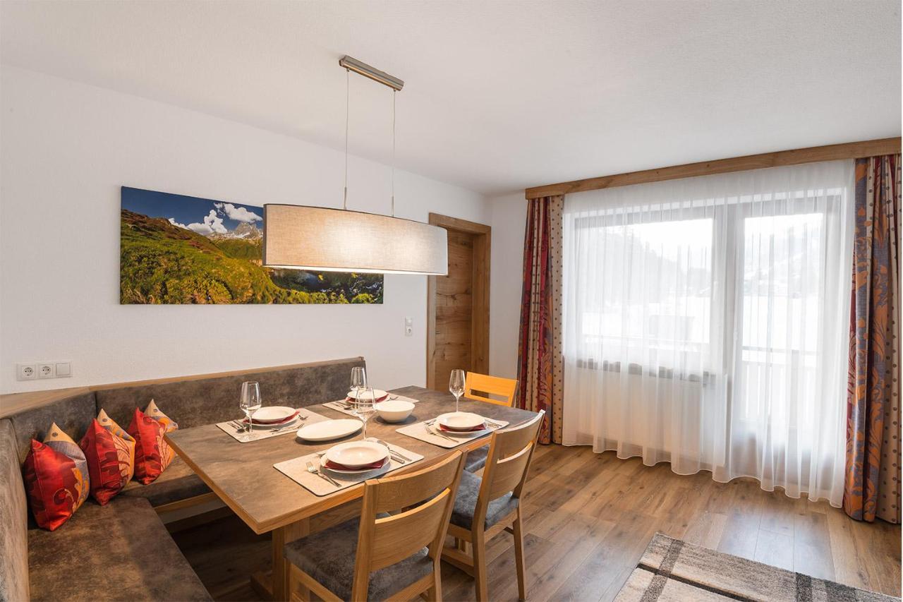 Alpenrose Appartements Burger Evelin Sankt Anton am Arlberg Kültér fotó
